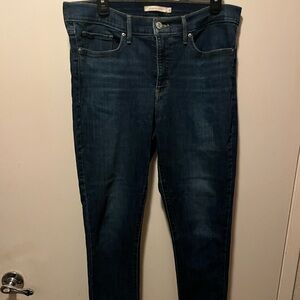 Levi's Women's Skinny Jeans in Dark Blue Wash